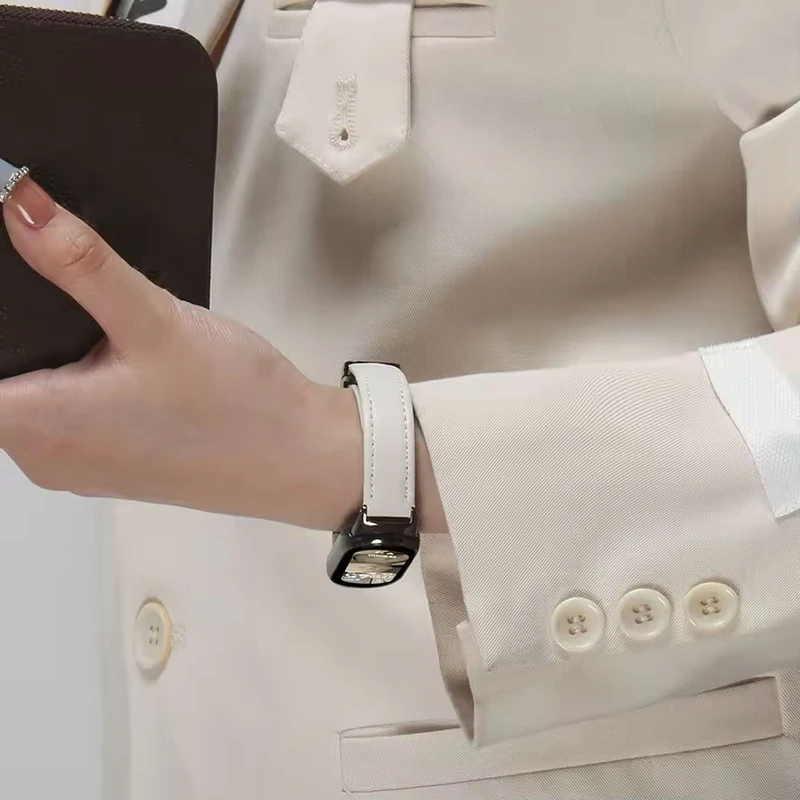 بند آکوآرا مدل Magnetic Leather مناسب برای مچ‌بند هوشمند شیائومی Mi Band 8/9/10